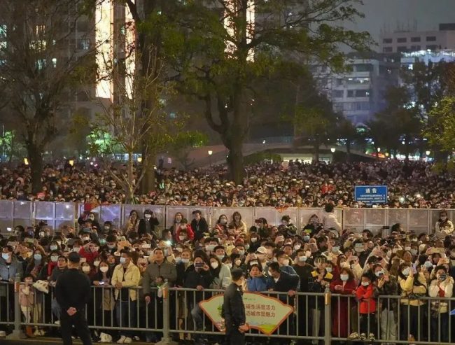 烟火晚会