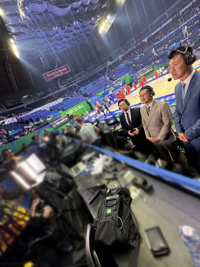 TVU One直播背包采集现场解说员的画面