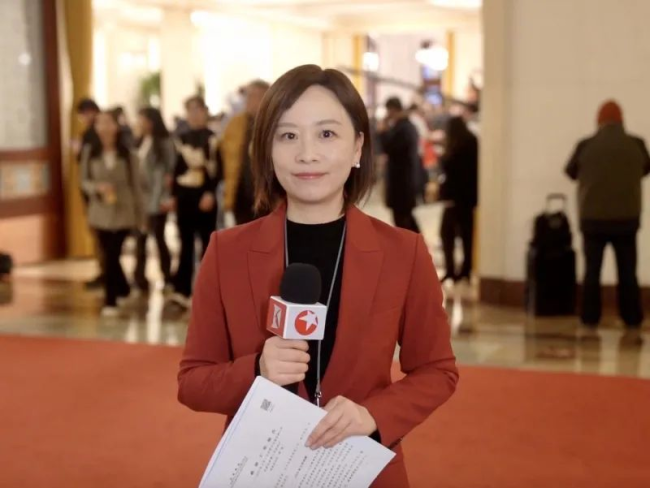 记者现场报道